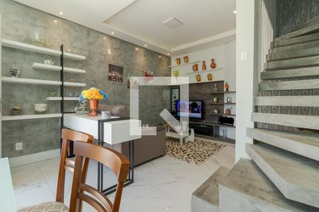 Sala de casa à venda com 1 quarto, 101m² em Morro Santana, Porto Alegre