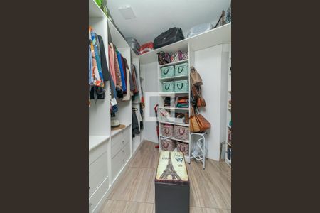 Casa à venda com 101m², 1 quarto e 1 vaga Casa à venda com 101m², 1 quarto e 1 vagaCloset