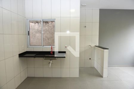 Casa para alugar com 80m², 2 quartos e sem vagaCozinha e Área de Serviço