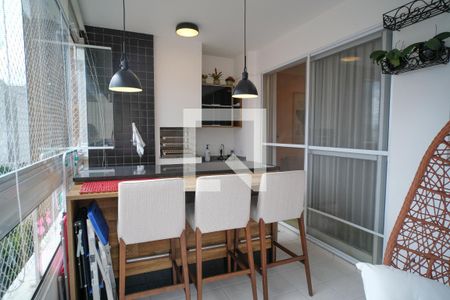 Varanda de apartamento à venda com 3 quartos, 92m² em Pinheiros, São Paulo