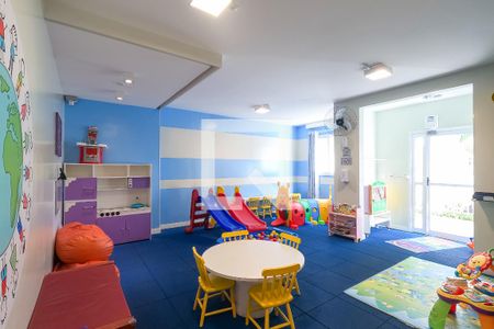 Apartamento à venda com 65m², 2 quartos e 1 vaga Apartamento à venda com 65m², 2 quartos e 1 vagaÁrea Comum