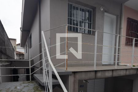 Área Externa de casa para alugar com 2 quartos, 40m² em Parque Edu Chaves, São Paulo