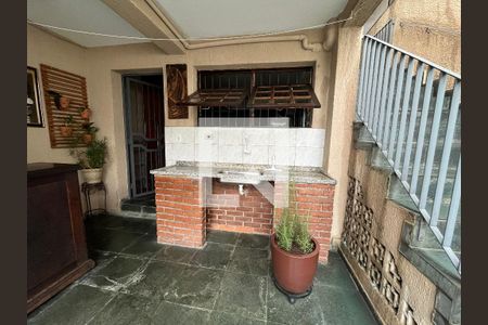 Casa à venda com 160m², 2 quartos e 2 vagasÁrea comum - Churrasqueira