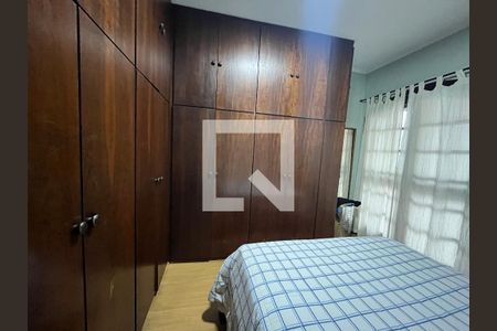 Casa à venda com 160m², 2 quartos e 2 vagasSuite