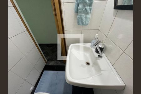 Casa à venda com 160m², 2 quartos e 2 vagasLavabo 1