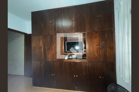 Casa à venda com 160m², 2 quartos e 2 vagasQuarto