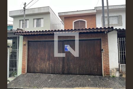 Casa à venda com 160m², 2 quartos e 2 vagasFachada