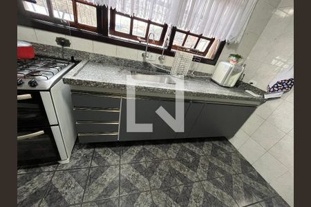 Casa à venda com 160m², 2 quartos e 2 vagasCozinha