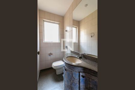 Apartamento para alugar com 160m², 3 quartos e 2 vagasLavabo