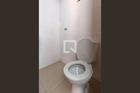 Apartamento à venda com 33m², 2 quartos e sem vagaBanheiro