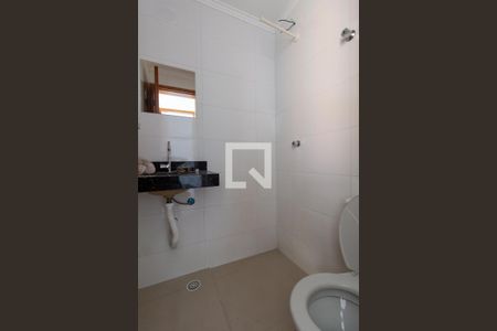 Apartamento à venda com 33m², 2 quartos e sem vagaBanheiro