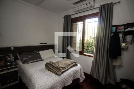 Casa à venda com 396m², 4 quartos e 6 vagas Casa à venda com 396m², 4 quartos e 6 vagasQuarto 1