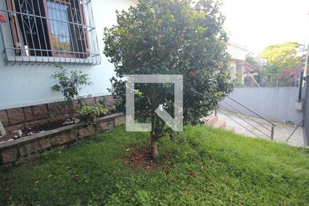 Casa à venda com 396m², 4 quartos e 6 vagas Casa à venda com 396m², 4 quartos e 6 vagasJardim