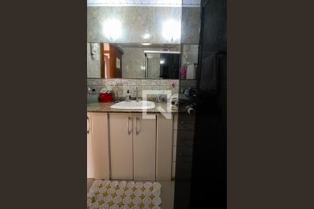 Casa à venda com 396m², 4 quartos e 6 vagas Casa à venda com 396m², 4 quartos e 6 vagasBanheiro Social