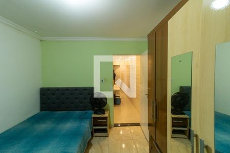 Casa à venda com 360m², 3 quartos e 2 vagas Casa à venda com 360m², 3 quartos e 2 vagasQuarto 2