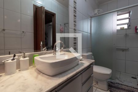 Casa à venda com 170m², 3 quartos e 2 vagasBanheiro Social 