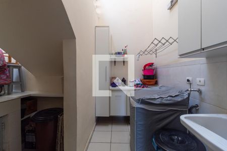 Casa à venda com 170m², 3 quartos e 2 vagas 2 Área de Serviço 