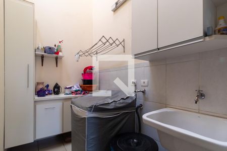 Casa à venda com 170m², 3 quartos e 2 vagas 2 Área de Serviço 