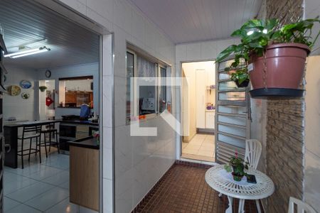 Casa à venda com 170m², 3 quartos e 2 vagasHall 