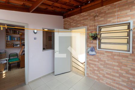 Casa à venda com 170m², 3 quartos e 2 vagas1 Área de Serviço