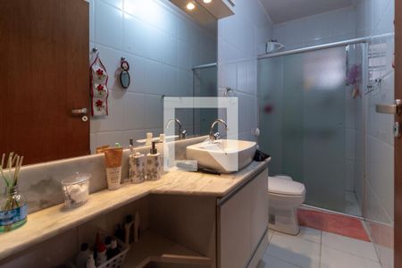 Casa à venda com 170m², 3 quartos e 2 vagasBanheiro Social 