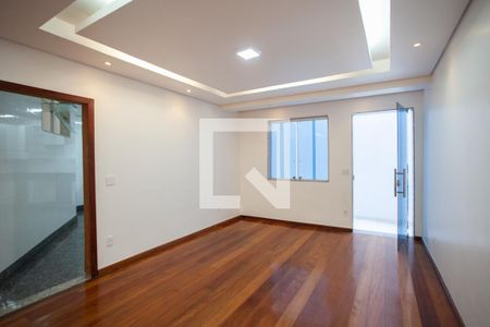 Sala de Estar de casa para alugar com 3 quartos, 156m² em São Bernardo, Belo Horizonte