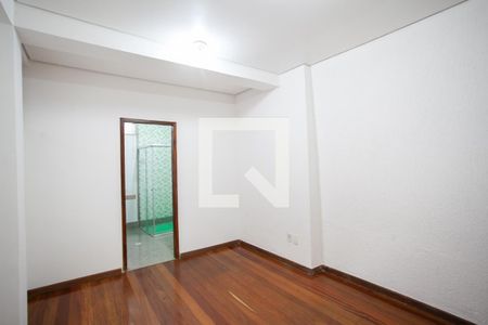 Suíte de casa para alugar com 3 quartos, 156m² em São Bernardo, Belo Horizonte