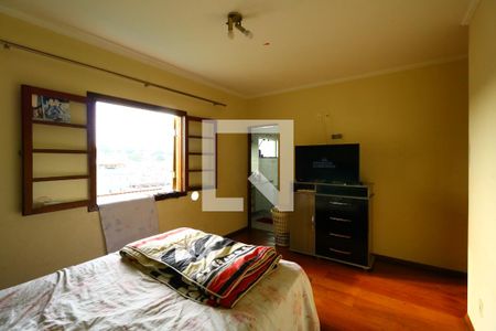 Casa à venda com 405m², 4 quartos e 5 vagasSuite