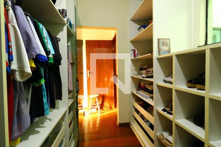 Casa à venda com 405m², 4 quartos e 5 vagasCloset da Suite