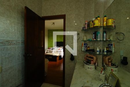 Casa à venda com 405m², 4 quartos e 5 vagasBanheiro da Suite