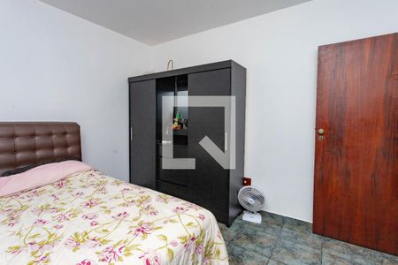 Casa à venda com 163m², 4 quartos e 2 vagasQuarto 1