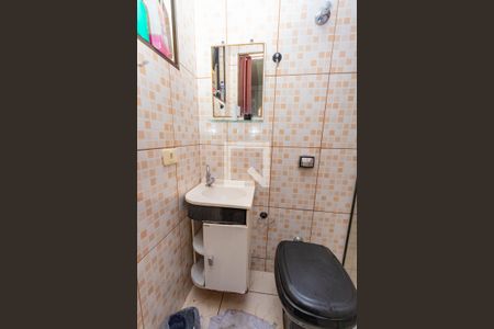 Casa à venda com 163m², 4 quartos e 2 vagasEdícula - banheiro