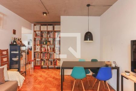 Apartamento à venda com 71m², 2 quartos e sem vaga