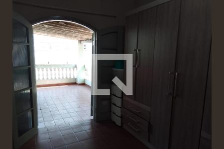 Casa à venda com 217m², 4 quartos e 3 vagas