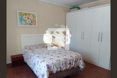 Casa à venda com 217m², 4 quartos e 3 vagas