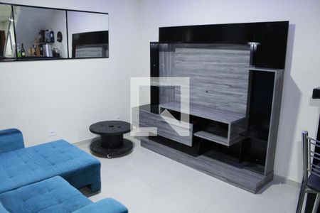 Sala de casa para alugar com 2 quartos, 240m² em Nova Gerty, São Caetano do Sul