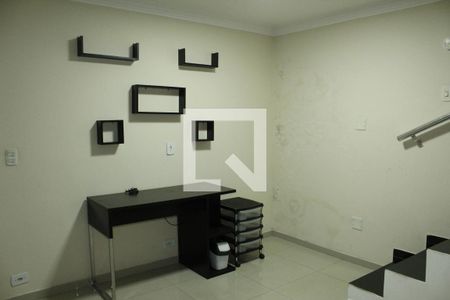 Casa para alugar com 240m², 2 quartos e 2 vagasHall