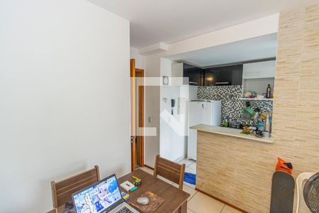 Sala de apartamento à venda com 2 quartos, 45m² em Irajá, Rio de Janeiro
