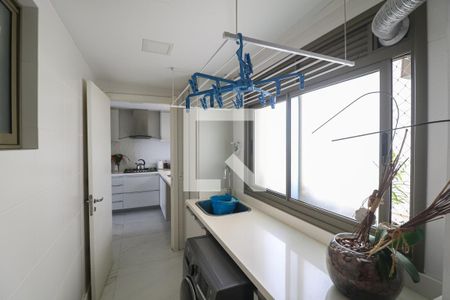 Apartamento à venda com 126m², 3 quartos e 2 vagasÁrea de Serviço
