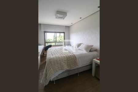 Apartamento à venda com 126m², 3 quartos e 2 vagasSuíte 1