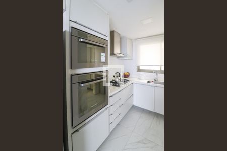 Apartamento à venda com 126m², 3 quartos e 2 vagasCozinha