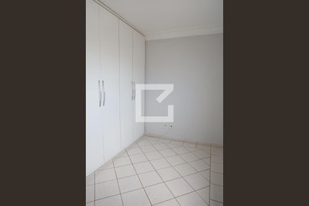 Apartamento para alugar com 57m², 2 quartos e 2 vagasQuarto 02