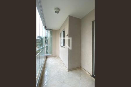 Varanda de apartamento à venda com 2 quartos, 80m² em Jardim Tupanci, Barueri
