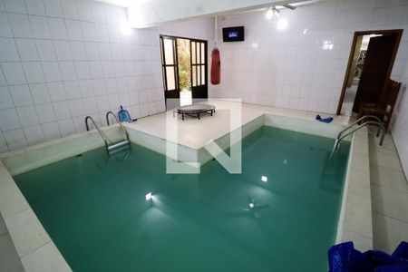 Casa à venda com 520m², 6 quartos e 4 vagasPiso 1:  Piscina Aquecida