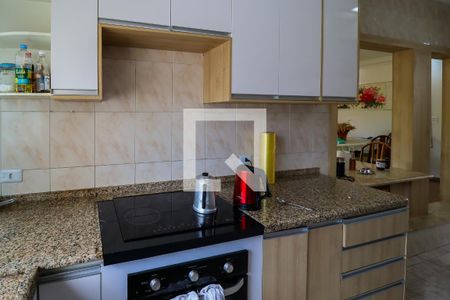 Casa à venda com 520m², 6 quartos e 4 vagasPiso 2:   Cozinha