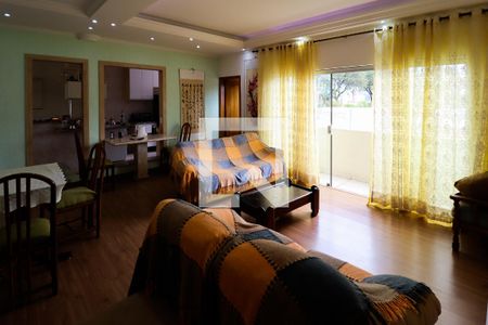 Casa à venda com 520m², 6 quartos e 4 vagasPiso 2: Sala