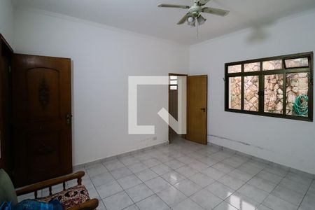 Casa à venda com 520m², 6 quartos e 4 vagasPiso 1: Suíte