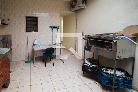 Casa à venda com 520m², 6 quartos e 4 vagasPiso 2: Quintal Gourmet