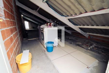 Casa à venda com 520m², 6 quartos e 4 vagasPiso 3: Sotão/Área de Serviço