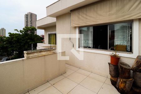Casa à venda com 520m², 6 quartos e 4 vagasPiso 2:  Varanda